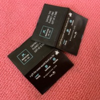 Étiquette de col de vêtement pliable au centre lavable, étiquette de soin en satin pliable en boucle pour robe