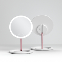 Miroir de maquillage LED intelligent rond pliable en plastique de table de chevet de voyage avec cadre portable multifonction