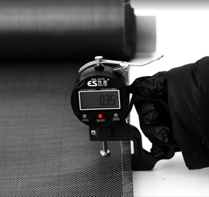 <span class=keywords><strong>Tissu</strong></span> en fibre de carbone T300 sergé uni 3K 240G, longueur de déformation 1m, 1,5-2%, 3500MPa pour cadre de vélo, canne à pêche, manche de golf, raquette - Product Image 6