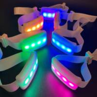 Concerts de musique pop Top nouveaux gadgets fournitures de fête promotionnelles DMX 512 Bracelet Led de Concert de radiocommande à distance sans fil