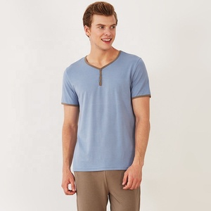 Pigiami 2 pezzi di lusso <span class=keywords><strong>taglie</strong></span> <span class=keywords><strong>forti</strong></span> invernali termici da <span class=keywords><strong>uomo</strong></span> con scollo a V manica corta - Product Image 2