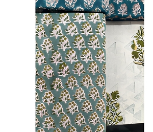 Tela de Algodón Estampada a Mano con Diseño Floral Buta en Color Verde Azulado Oscuro, Suave y Transpirable, para Confección de Kurta y Decoración del Hogar - Product Image 1