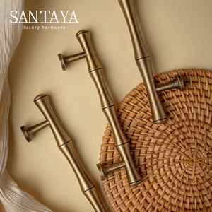 Puxador de Armário de Cozinha Santaya em Latão Antigo Sólido com Cabo de Bambu e Botão para Gaveta de Guarda-Roupa - Product Image 4
