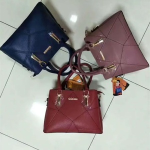 Bolsos Usados de Alta Calidad VIP 2023, Bolsos Usados Seleccionados en Fardos - Product Image 2