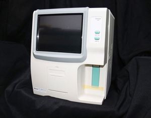 جهاز تحليل الدم الآلي البيطري Rayto RT-7600 مع تقرير اختبار دقيق - Product Image 2
