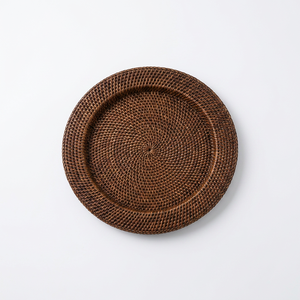 Assiette de Présentation Bohème Écologique Faite à la Main en Rotin Tressé à Partir de Fibres Naturelles pour la Décoration de Table de Fête et un Style de Vie Durable - Product Image 1