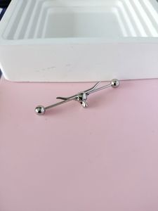 Venta al por mayor Kit de cuerpo profesional Barbell curvo Piercing Anillos de vientre de acero inoxidable Espárragos de nariz Barras de pezón Barbells industriales - Product Image 5