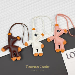 Venta al por mayor PU cuero dibujos animados oso de peluche de lujo coche llavero bolsa colgante llavero accesorios clave diseñador Mini <span class=keywords><strong>Birkin</strong></span> <span class=keywords><strong>bolso</strong></span> encantos - Product Image 2