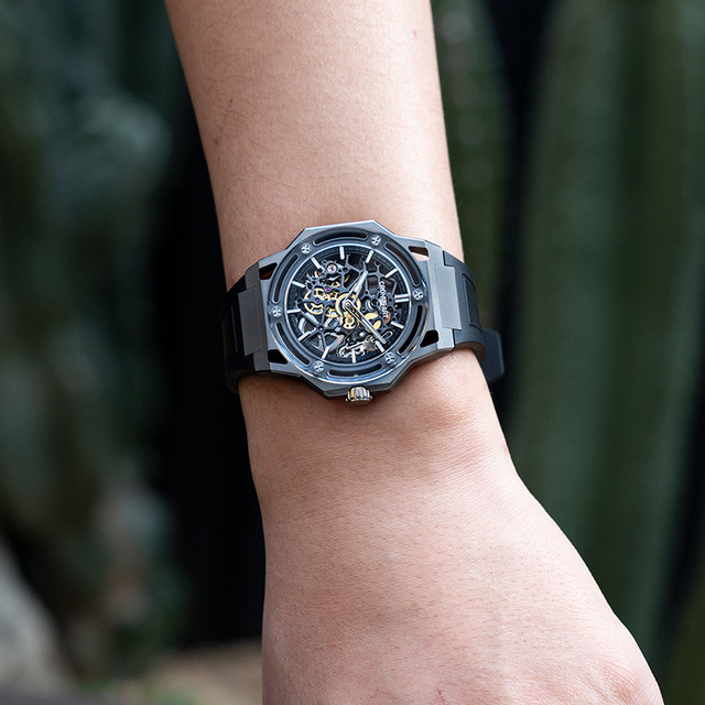 High Quality Hangzhou Automatic Mechanical Crystal Pointer Luxury Men's Sports Watch Titanium Case 20mm Black Rubber Strap 3BAR