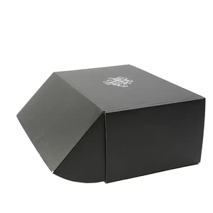 Caja de Envío Negra Grande de Cartón Corrugado para Envíos Postales, Impresa en Negro Mate - Product Image 3