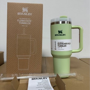 แก้วน้ำ Ice Boss Cup รุ่น Cross-Border สำหรับติดรถยนต์ ความจุขนาดใหญ่ รุ่นที่ 2 ขนาด 40 ออนซ์ สำหรับทุกเพศทุกวัย ของขวัญสำหรับนักเรียน แก้วน้ำสำหรับรถยนต์ ฝาปิดพร้อมหลอดดูด แบบกำหนดเองได้ - Product Image 5