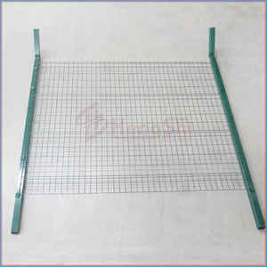 신뢰할 수있는 공장 하이 퀄리티 pvc 분말 코팅 용접 곡선 3D 와이어 메쉬 울타리 - Product Image 2