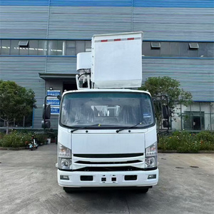 Camion nacelle isolé 1SUZU pour travaux aériens haute tension, idéal pour l'entretien électrique - Product Image 3