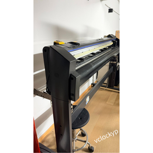 Plotter de Vinilo Roland FC8600-130 para Tintes, PPF y Rotulación, Usado - Product Image 4