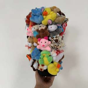 <span class=keywords><strong>Bottes</strong></span> en peluche couvertes d'animaux en peluche <span class=keywords><strong>bottes</strong></span> de neige d'hiver femmes plate-forme moelleuse de mollet moyen plate avec de jolies <span class=keywords><strong>bottes</strong></span> blanches - Product Image 2