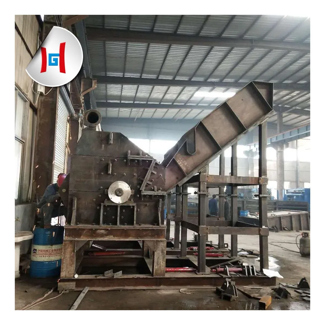 Professional factory scrap iron crusher recycling machine for sale