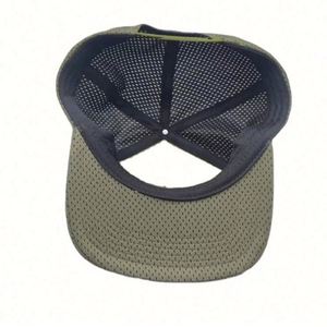 Gorras Trucker Personalizadas Bordadas y Transpirables con Cierre a Presión - Product Image 6