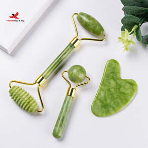 Rodillo de Jade para Rostro con Descuento, Herramientas Faciales Gua Sha - Incluye Rodillo de Jade Auténtico, Antienvejecimiento, Lifting Facial - Product Image 2
