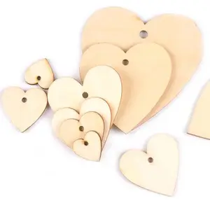 Corte láser en forma de corazón de madera sin terminar, con agujero colgante para decoración, venta al por mayor