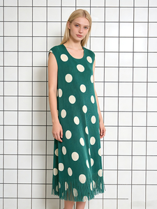 Black Solid 3/4 Sleeve Bodycon Spandex/Polyester <b>Spring</b> Formal Washable Candy Color <b>Dress</b> with Frayed Hem Pleated - Product Image 2