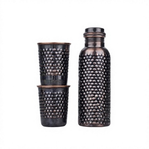 Ensemble de bouteilles d'eau en cuivre BS International NA80 avec manchon vert, prise en main facile, compatible lave-vaisselle, écologique, double paroi isolée, pliable - Product Image 3