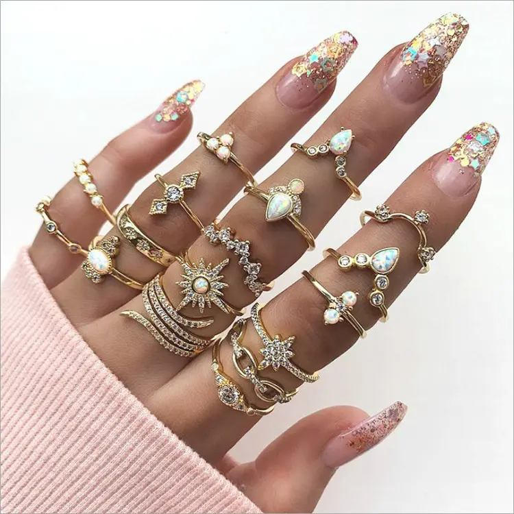 Fashion Rings Set For Women Vintage Charm Crystal Crown Water Drop Geometric Rings Boho Party Jewelry