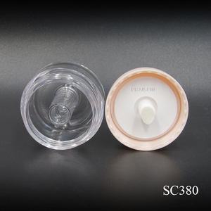 4-5g Tube de brillant à <span class=keywords><strong>l</strong></span>èvres rose avec logo privé personnalisé Emballage de récipient pour masque à <span class=keywords><strong>l</strong></span>èvres en plastique avec applicateur - Product Image 4