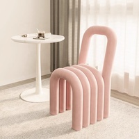 Fauteuil lounge moderne en velours, tabouret à dossier pour manucure, style luxe léger, pour chambre de filles, vestiaire, rouge, design créatif, pour appartement, hôtel, salle à manger