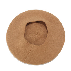 Bérets en laine rétro de haute qualité pour femmes, couleur unie, casquette d'hiver classique, bonnets de style français, chapeau tendance pour femme - Product Image 1