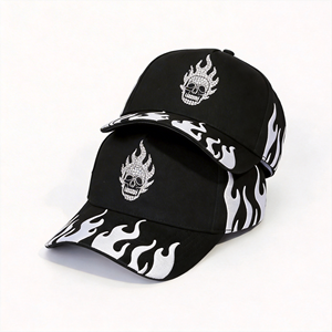 Gorra de Béisbol de Alta Calidad con 5 Paneles, Bordado de Calavera, Diseño Personalizado con Llamas y Pedrería - Product Image 3