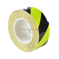 Ruban de marquage personnalisé en PVC robuste pour sol, jaune et noir, pour la signalisation routière, le stationnement, auto-adhésif, de sécurité, industriel, d'avertissement pour sol