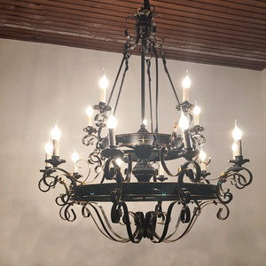 Lámpara <span class=keywords><strong>de</strong></span> Araña Grande <span class=keywords><strong>de</strong></span> Estilo Retro Americano para Sala <span class=keywords><strong>de</strong></span> Estar, Iluminación para Escaleras con Techo Alto, Lámpara <span class=keywords><strong>de</strong></span> Estilo Clásico <span class=keywords><strong>de</strong></span> Castillo Antiguo - Product Image 4