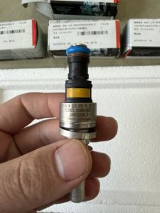 A2710781123 A2710780823 Inyector de Combustible Original Nuevo, Auténtico, Precio de Mayoreo, para <span class=keywords><strong>Mercedes</strong></span> Benz <span class=keywords><strong>C250</strong></span> W204 - Product Image 3