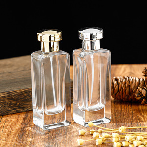 Botella de perfume de vidrio de 80 ml, diseño de bambú de alta gama, pulverizador a presión, botella transparente vintage. - Product Image 3