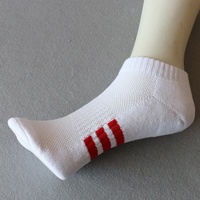 Chaussettes courtes de sport pour hommes, personnalisables avec logo, à trois bandes, en maille épaisse, à rayures, pour le badminton et les loisirs, collection printemps
