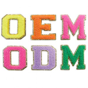 Patchs en chenille personnalisés en gros, grands, à paillettes dorées, thermocollants, pour enseignants, avec lettres de l'alphabet brodées de perles - Product Image 1