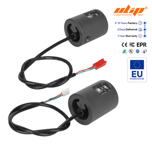 Clignotants gauche et droit MI 6 d'origine avec accessoires de fixation - Product Image 1