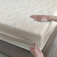 Meilleure Vente Housse de Matelas Imperméable Respirante en Polyester Protège-Matelas Drap-Housse Garnis Ensemble Grandes Tailles (King, Queen) Articles en Gros