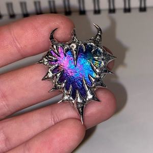 Conjunto de Joyería Gótica Abstracta Hecha a Mano con Colgante de Sirena, Collar con Perlas, Anillo Decorativo de Metal Líquido con Forma de Cuerno y Anillos de Alabastro - Product Image 2