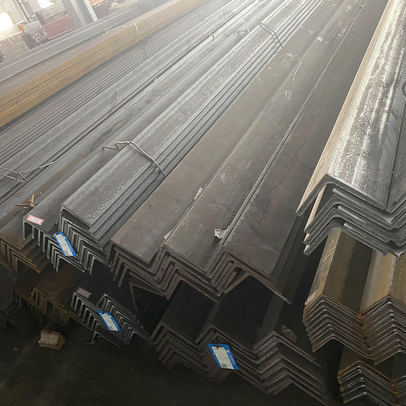 	 125 X 1.50 X 1.50 X 10 Equal Angle iron supplier