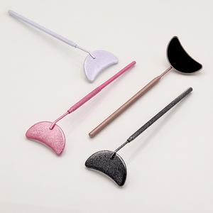 Espejo de Pestañas de Acero Inoxidable en Forma de Media Luna para Extensiones de Pestañas, Herramienta de Belleza Ecológica y Duradera - Product Image 1