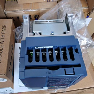 ฟูจิ FRENIC-Mini(ซีรีส์ C2) FRN0005/0007/0011/0013/0018/0024/0030C2S-7C 75kW ไดรฟ์ปรับความถี่สามเฟส 460V VFD - Product Image 4