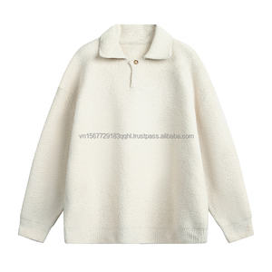 Jersey de Fútbol con Cuello Redondo y Textura Gruesa de Terciopelo, Estilo Japonés, Holgado, Grueso y Cálido, 100% Poliéster, con Logotipo Frontal - Product Image 4