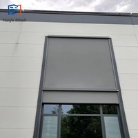 Volet creux décoratif sur mesure à persienne intégrée Double vitrage en aluminium et polyester Stores fenêtres coulissantes en aluminium
