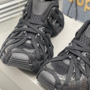 Chaussures de course et de marche rétro à lacets personnalisées en maille de luxe, respirantes, légères, marque célèbre, 3XL - Product Image 5