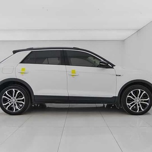 Volkswagen <span class=keywords><strong>T</strong></span>-<span class=keywords><strong>Roc</strong></span> <span class=keywords><strong>2019</strong></span> 280tsi Dsg 2wd Comfort de Segunda Mano, Auto Usado Barato, <span class=keywords><strong>T</strong></span>-<span class=keywords><strong>Roc</strong></span> SUV a Gasolina, Volante a la Izquierda, SUV Todoterreno Económico - Product Image 3