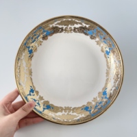Assiettes en céramique de luxe opulentes dorées et multicolores, vaisselle haut de gamme pour mariages du Moyen-Orient, fêtes et usage domestique