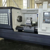 Torno CNC de Cama Plana de Alta Resistencia CK6180, Máquina de Torneado Horizontal con Giro Máximo de 800 mm, Alta Rigidez, Control GSK, Personalizable