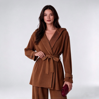 Vente en gros directe de la source : Veste plissée élégante à capuche taille unique pour femme, idéale pour l'automne