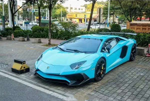 Kit carrosserie pare-chocs avant semi-carbone style LP720 SV pour <span class=keywords><strong>Lamborghini</strong></span> <span class=keywords><strong>Aventador</strong></span> LP700 amélioré - Product Image 5